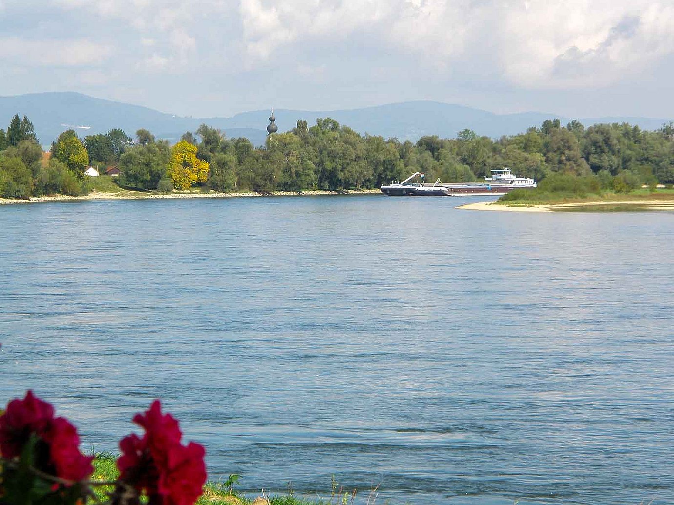 Die Mitgestaltung des Hochwasserschutzes an der Donau ist von zentralem Interesse für die Gemeinden der ILE Donauschleife. (Bild: Landkreis Deggendorf) Die Mitgestaltung des Hochwasserschutzes an der Donau ist von zentralem Interesse für die Gemeinden der ILE Donauschleife. (Bild: Landkreis Deggendorf)